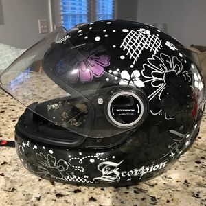 Scorpion Motorcycle Helmet, Ladies